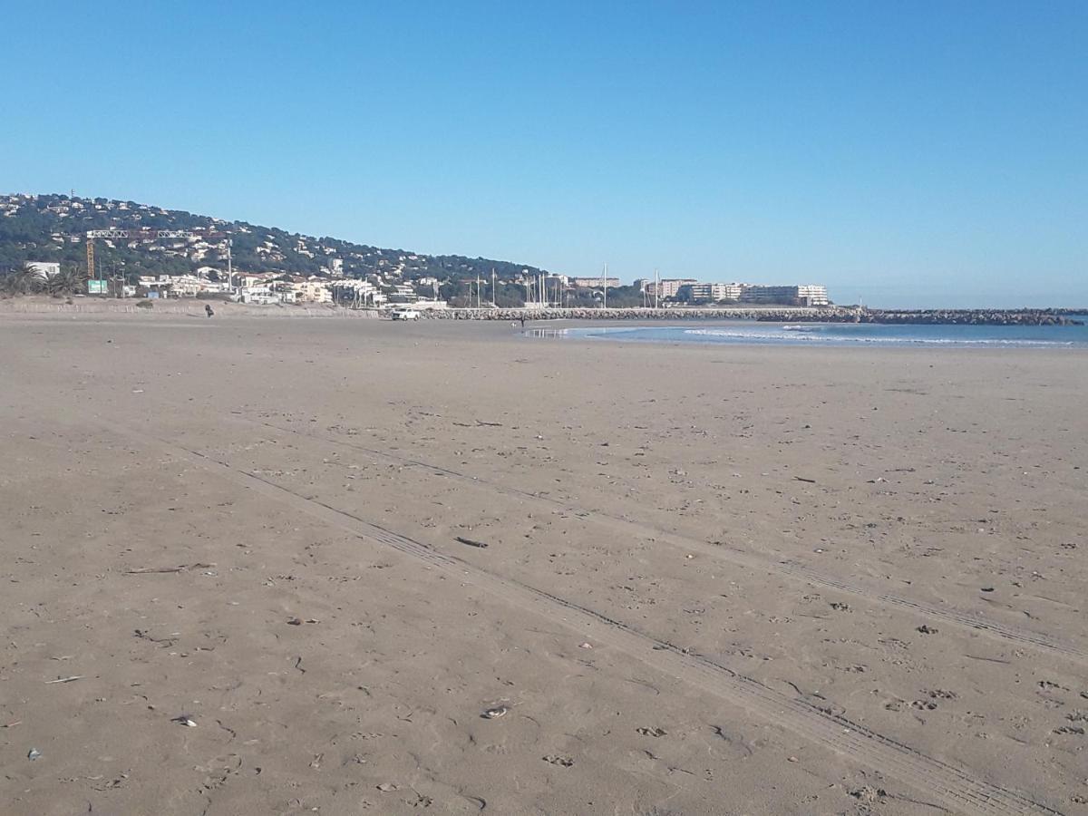 Villa En Bord De Plage Sète Extérieur photo
